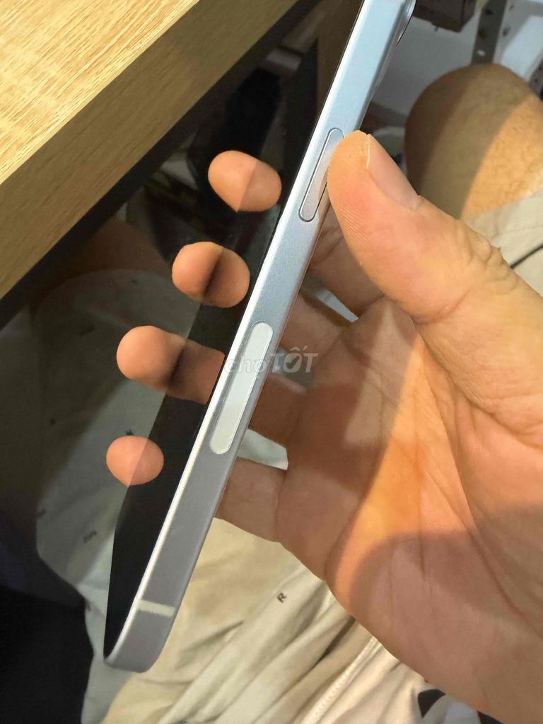 iPhone 15 128GB Trắng. Mua bán Điện thoại tại Quận Phú Nhuận Tp Hồ Chí Minh được đăng bởi Thanh nam hình 1