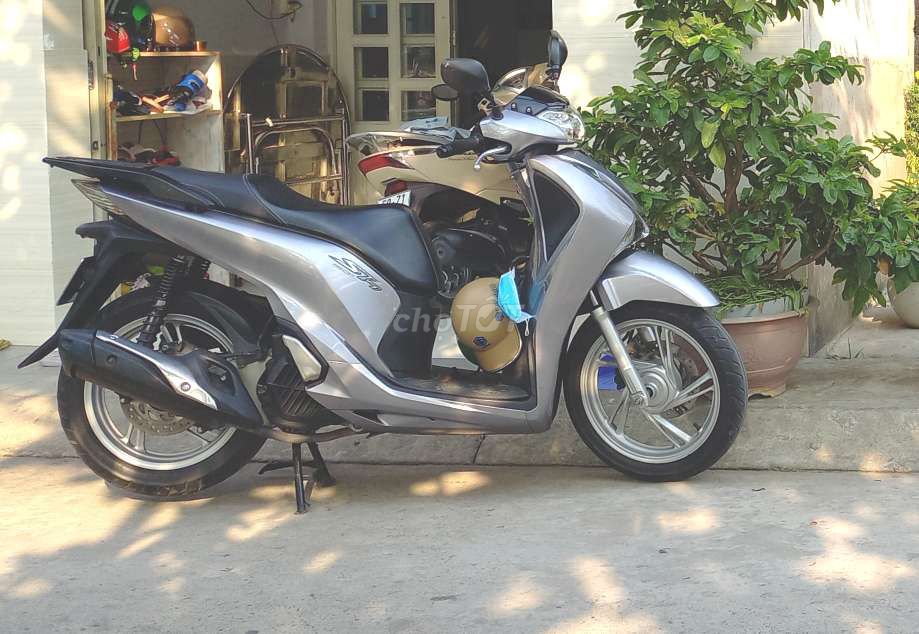 SH125i  rẻ đẹp. Mua bán Xe máy tại Huyện Nhà Bè Tp Hồ Chí Minh được đăng bởi nguyen thanh binh hình 2