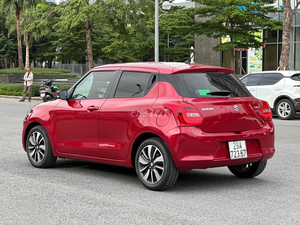 Suzuki Swift 2020 GLX 1.2 CVT. Mua bán Ô tô tại Quận Cầu Giấy Hà Nội được đăng bởi Đức Lợi Auto hình 5