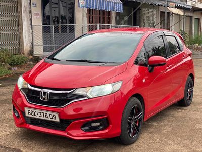 Honda Jazz 2018 CVT- 69000 km. Mua bán Ô tô tại   được đăng bởi Mr hiếu