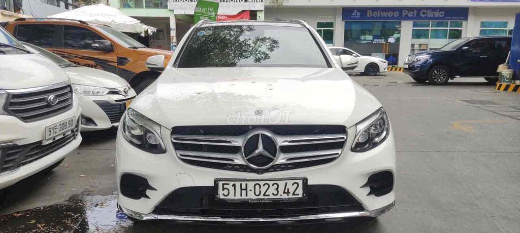 BÁN GLC300 4Matic 2019 xe đẹp bao check hãng