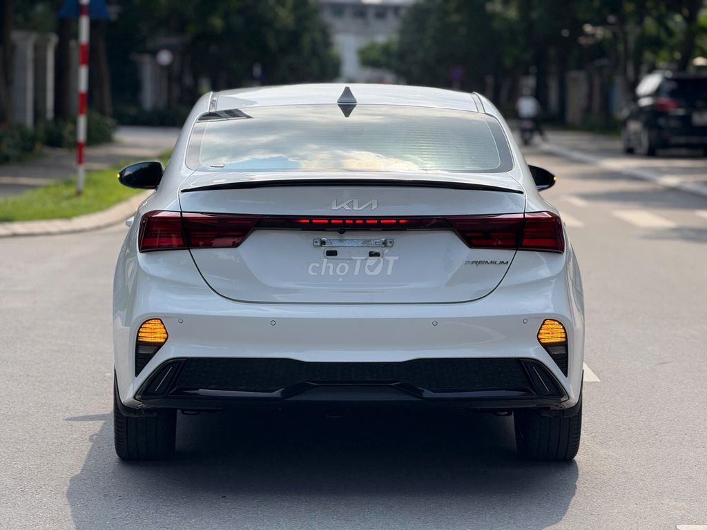 Kia K3 2.0 Premium 2021 trắng, 27.000 km. Mua bán Ô tô tại Quận Long Biên Hà Nội được đăng bởi PHÚC LÂM  AUTO hình 4