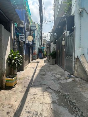 Nhà Dương Quãng Hàm, P5, Vấp, 4Tầng Gần Mặt Tiền, Giá 7.5 Tỷ.