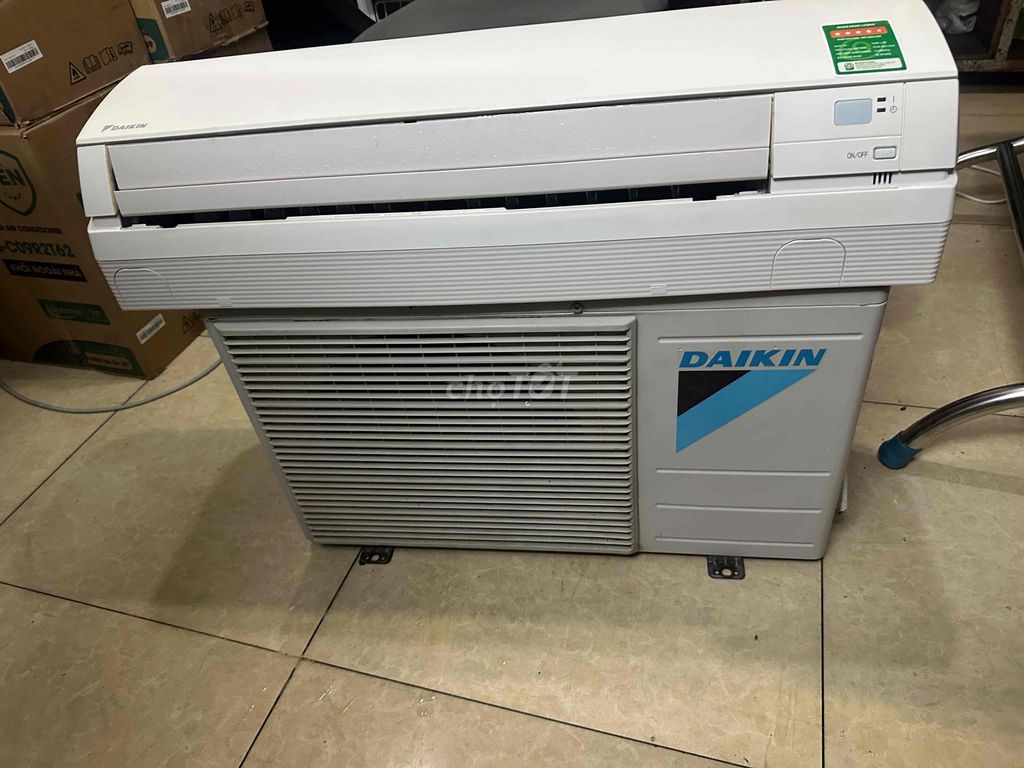 Máy lạnh Daikin 1hp. Mua bán Máy lạnh, điều hoà tại Thành phố Dĩ An Bình Dương được đăng bởi Điện Máy Hoàn Phát hình 1