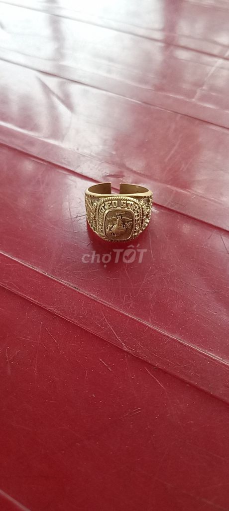 Nhẫn Nam Hợp kim mạ vàng 10k Đã qua sử dụng. Mua bán Phụ kiện thời trang khác tại Thành phố Nam Định Nam Định được đăng bởi Hason hình 1