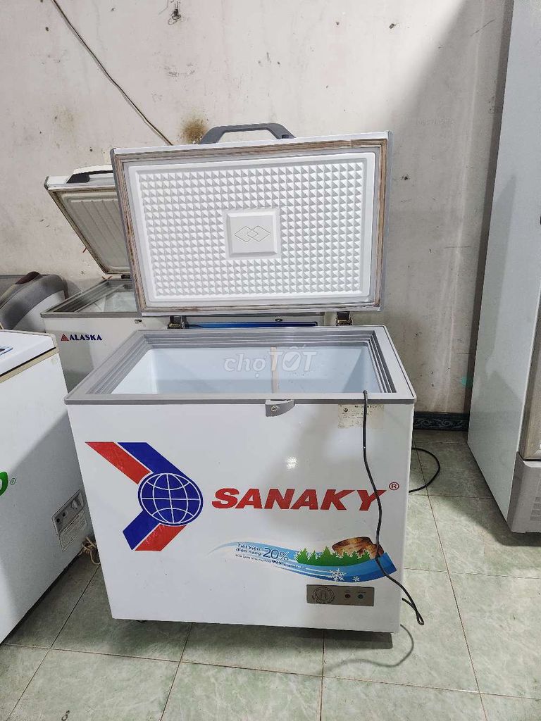 Bán tủ đông Sanaky Inverter 200l rất đẹp