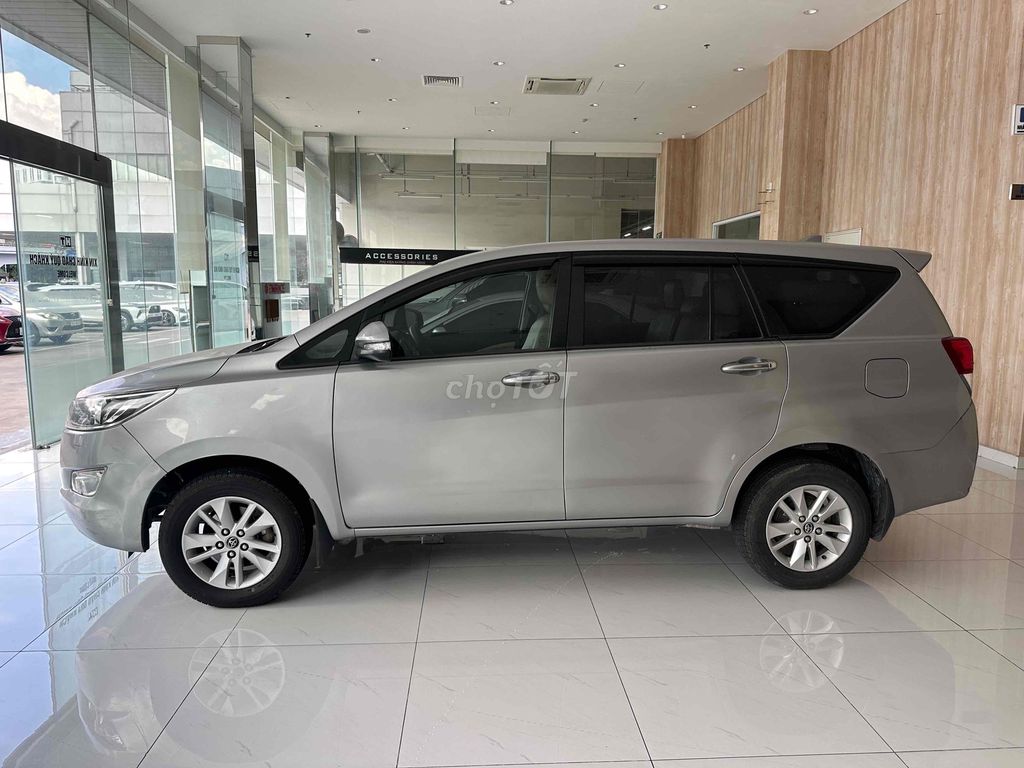 Toyota Innova 2017 2.0E - 92000 km 7c Hãng. Mua bán Ô tô tại Quận Bình Thạnh Tp Hồ Chí Minh được đăng bởi phuongneo hình 2