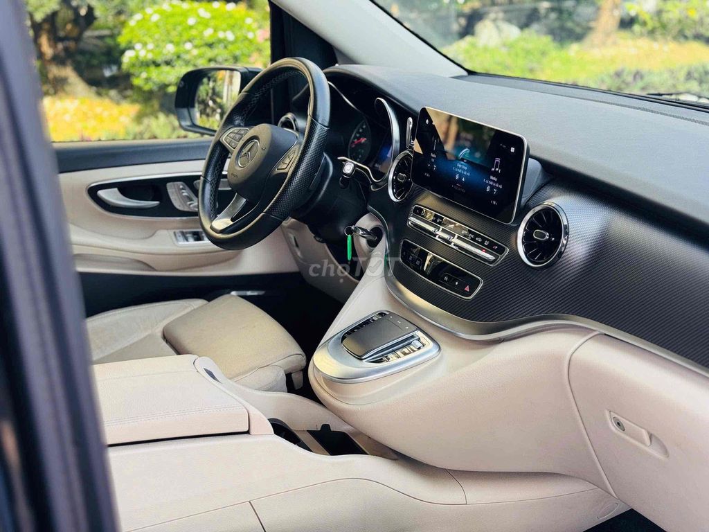 Mercedes Benz V250 AMG - XHĐ 3 Tỷ 3. Mua bán Ô tô tại Quận Bình Tân Tp Hồ Chí Minh được đăng bởi Lê Minh Quý hình 11