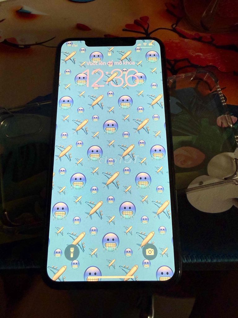 Apple iPhone XS Max 64GB Xám Đã sử dụng. Mua bán Điện thoại tại Huyện Mê Linh Hà Nội được đăng bởi Đỗ Thắng hình 1