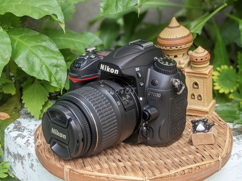 [Máy ảnh KTS] Nikon D7000 Đen kèm lens 18-55MM. Mua bán Máy ảnh, Máy quay tại Quận 6 Tp Hồ Chí Minh được đăng bởi may anh KTS hình 1