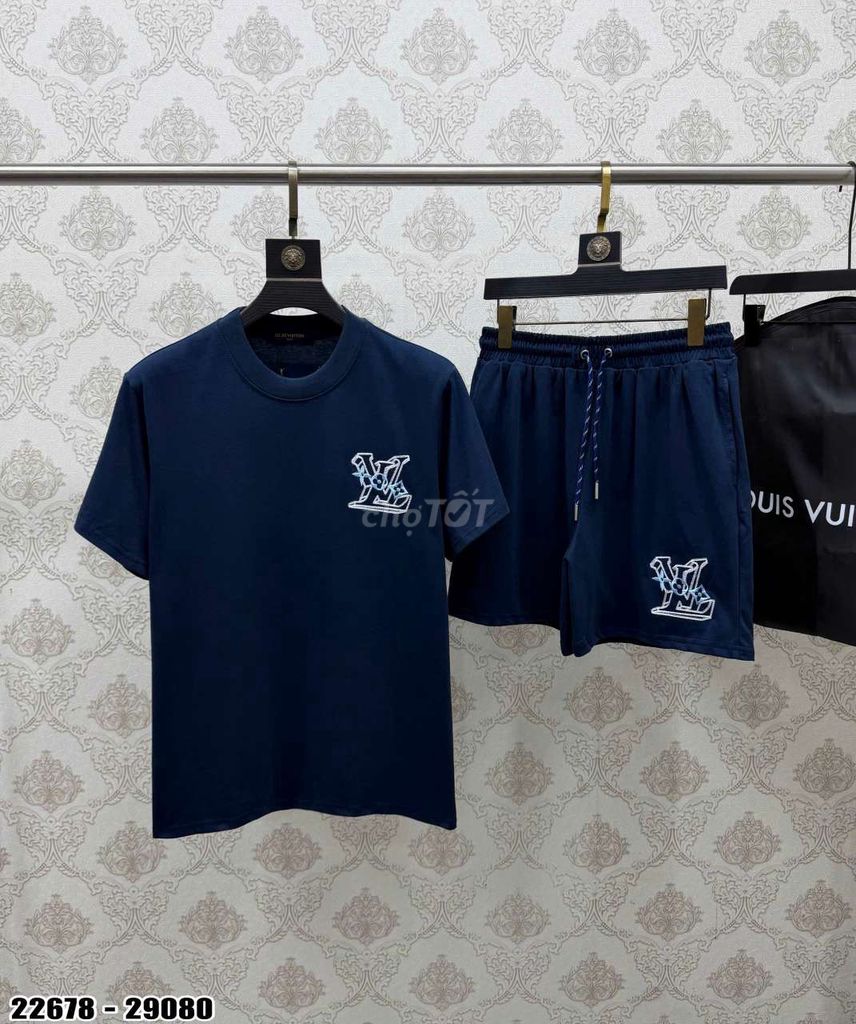 Bộ quần áo Louis Vuitton Nam,Nữ Vải. Mua bán Quần áo tại Huyện Hữu Lũng Lạng Sơn được đăng bởi TuanKhangshop hình 1