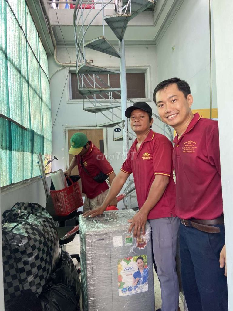 Chuyển nhà trọn gón TPHCM ĐI CÁC TỈNH. Dịch vụ chuyển nhà tại Quận Tân Phú Tp Hồ Chí Minh được đăng bởi Chuyển Nhà Trọn Gói  Robert Biện hình 1