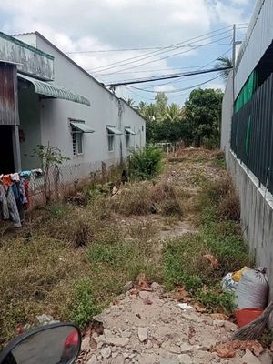 Cần bán lô đất nền khu đông đúc đường lô nhựa. Mua bán đất tại Quận Ô Môn Cần Thơ được đăng bởi Pham văn le