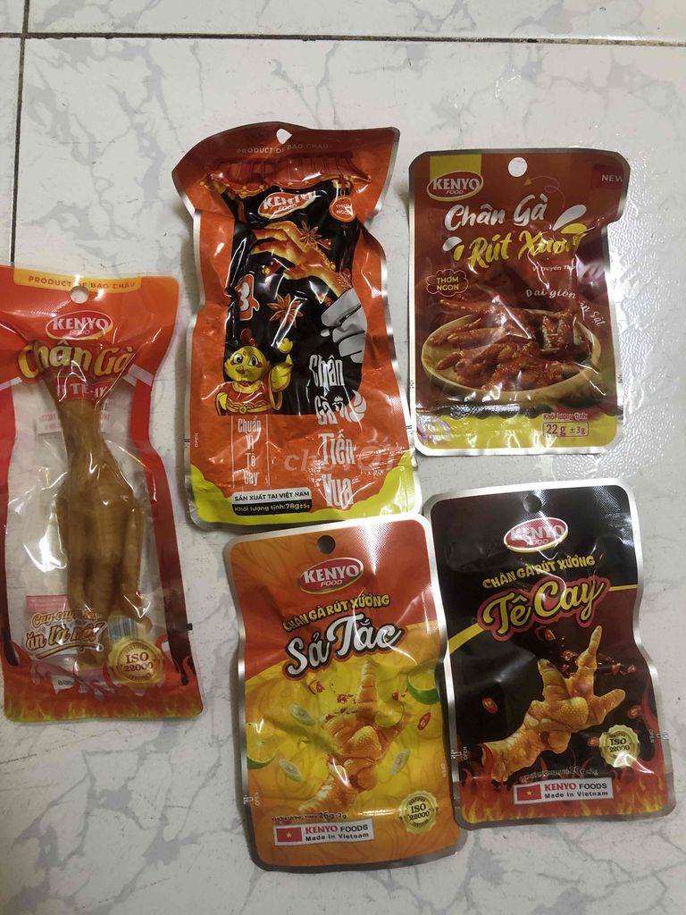 Chân gà rút xương Kenyo Food Tê cay Việt Nam 22g. Mua bán Đồ ăn, thực phẩm và các loại khác tại Quận 10 Tp Hồ Chí Minh được đăng bởi Phạm Tuấn Phát hình 1
