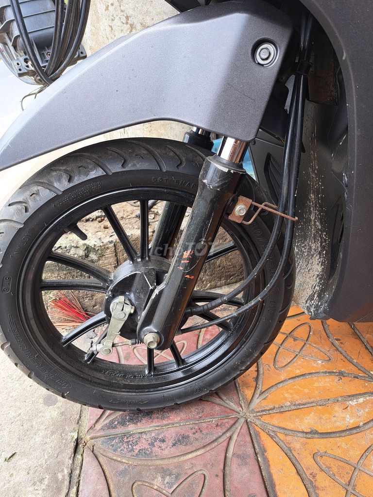 Xe Kymco candy 50cc màu đen đi 33000km. Mua bán Xe máy tại Quận Ninh Kiều Cần Thơ được đăng bởi Hào hình 5