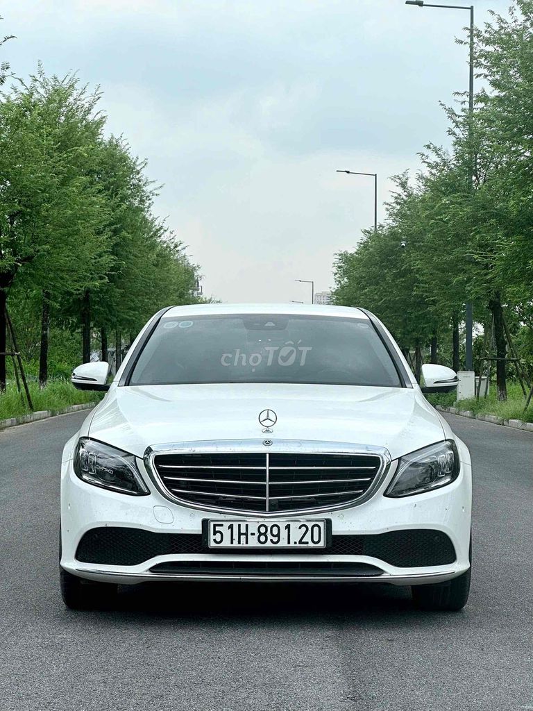 Mercedes C200 Exclusive sx2021 màu trắng cực keng