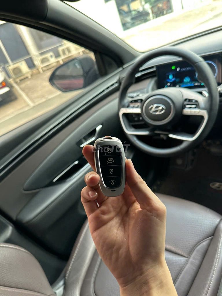 Hyundai Tucson 1.6Turbo 2023  - 28000 km. Mua bán Ô tô tại Thành phố Thủ Đức Tp Hồ Chí Minh được đăng bởi Trọng Thức hình 13
