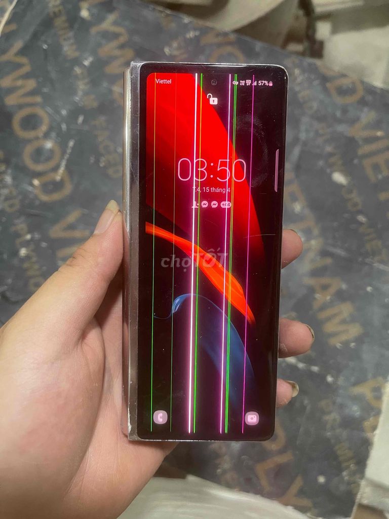 Samsung Galaxy Z Fold2 đã dùng. Mua bán Điện thoại tại Huyện Gia Lâm Hà Nội được đăng bởi Hoàng Khải hình 1