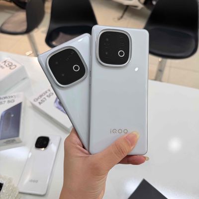 IQOO Z10 Turbo Pro 5G 12/256Gb Pin 98-100%