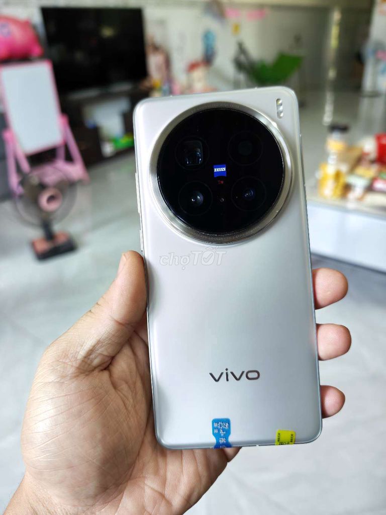 Vivo X200 Pro 16GB/512GB titan. Mua bán Điện thoại tại Huyện Cư M'gar Đắk Lắk được đăng bởi Lê Hiếu 94 hình 1