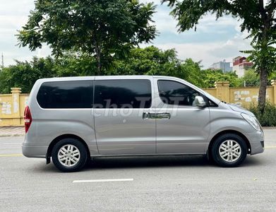 Hyundai Grand Starex 2017 2.4 MT. Mua bán Ô tô tại Quận Cầu Giấy Hà Nội được đăng bởi ĐẶNG QUANG HUY hình 3