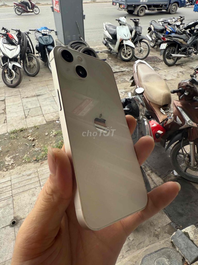 Apple iPhone 13 128GB Trắng VN/A. Mua bán Điện thoại tại Quận Hoàng Mai Hà Nội được đăng bởi  linh hình 1
