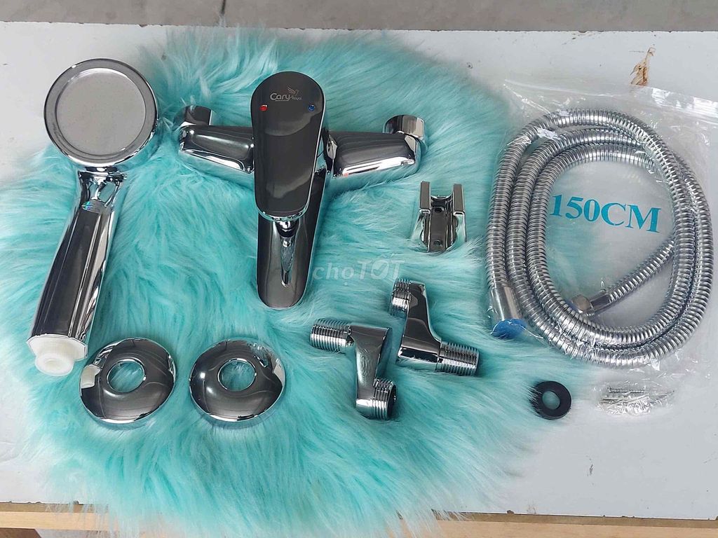 Vòi sen Cary Royal 210 Nóng lạnh. Mua bán Thiết bị vệ sinh, nhà tắm tại Huyện Gia Lâm Hà Nội được đăng bởi Nguyễn Nghĩa hình 1