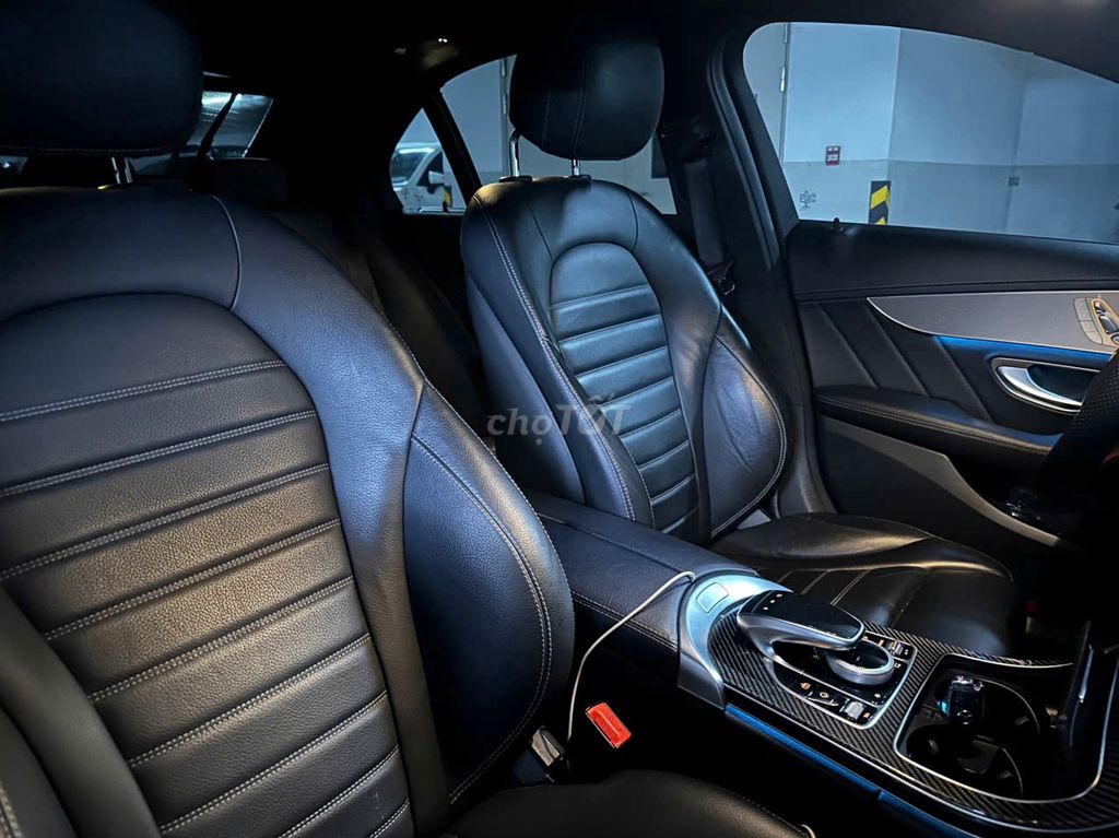 Mercedes Benz C Class 2017 C300 AMG - 140000 km. Mua bán Ô tô tại Thành phố Thủ Đức Tp Hồ Chí Minh được đăng bởi Nguyễn Anh Tuấn hình 10