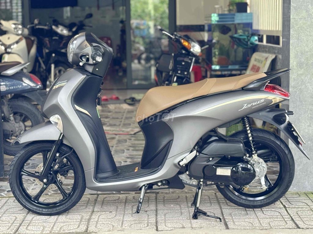 JANUS 2024 SMARTKEY BẢN GIỚI HẠN BS 65 1 CHỦ. Mua bán Xe máy tại Quận Ô Môn Cần Thơ được đăng bởi Tiến Tạp Hoá  hình 4