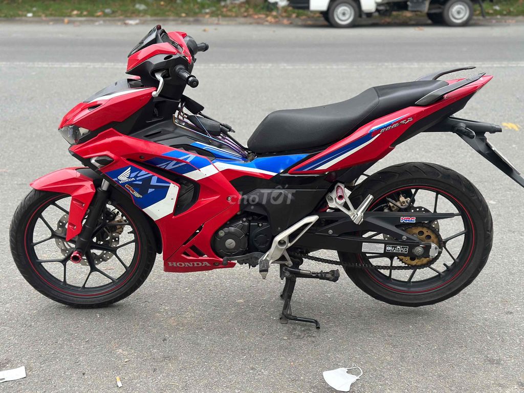 Honda Winner V3 2022 ABS màu Đỏ. Mua bán Xe máy tại Huyện Bàu Bàng Bình Dương được đăng bởi Nguyễn Hữu Năm hình 3