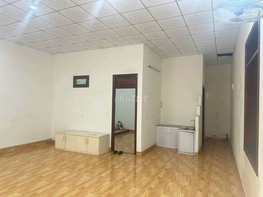 Bán kho 11x80 mặt tiền Nguyễn Thị Định. Mua bán văn phòng, mặt bằng kinh doanh tại Thành phố Buôn Ma Thuột Đắk Lắk được đăng bởi Huỳnh Minh Hải hình 2
