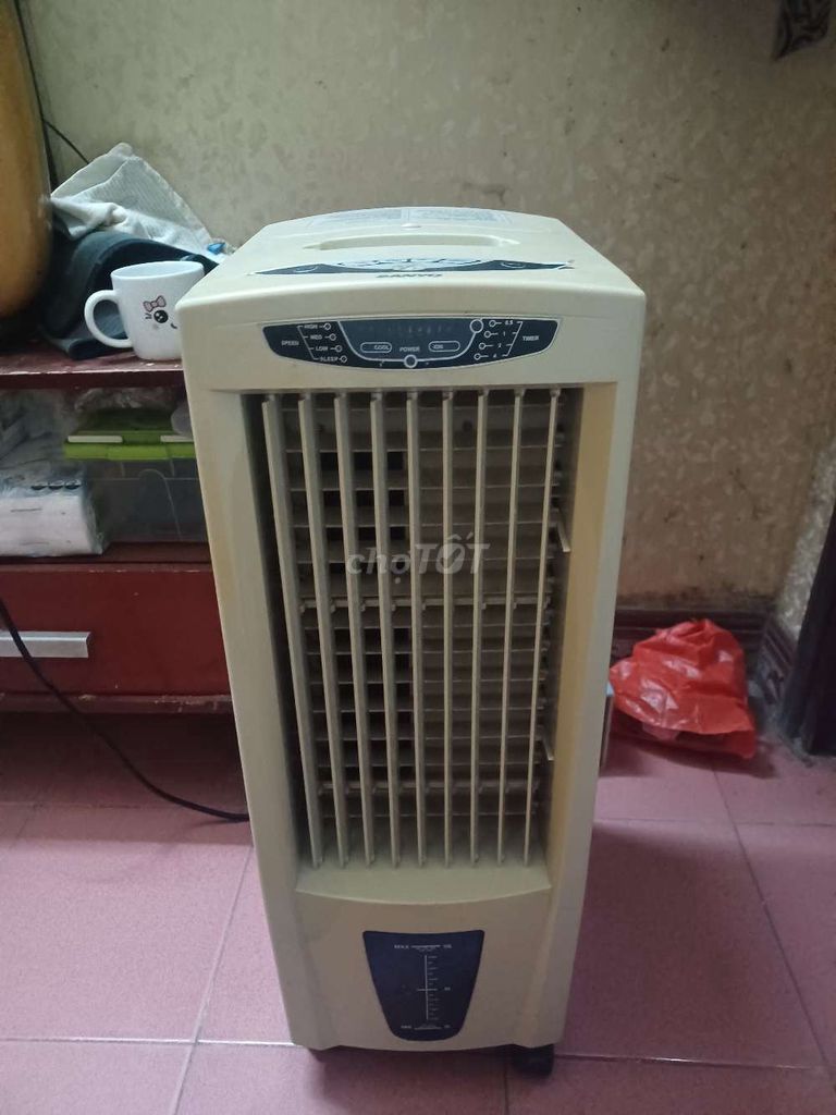 Quạt hơi nước Sanyo 10L màu Kem. Mua bán Quạt tại Thị xã Sơn Tây Hà Nội được đăng bởi Quang Cường đồ nhật bãi hình 1