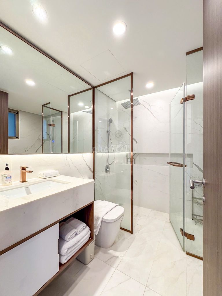 Аренда квартиры в Midtown, Фу Мун Хынг, 2 спальни, с мебелью