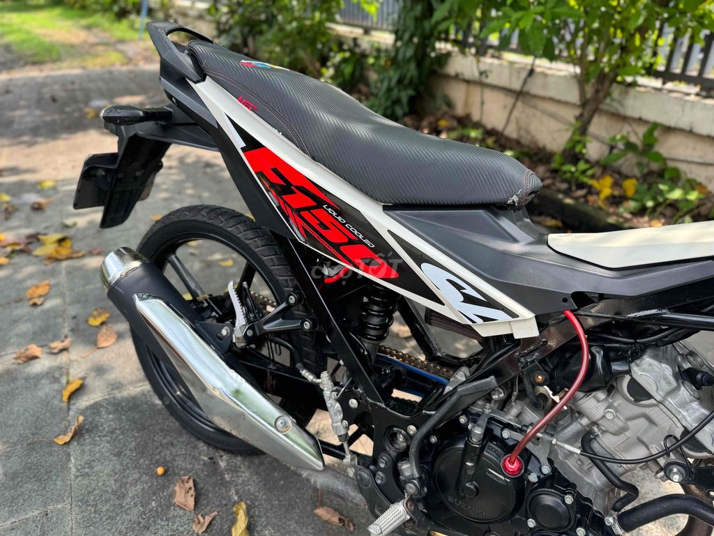 Satria F150 đời 2020 trắng đỏ đen. Mua bán Xe máy tại Quận 12 Tp Hồ Chí Minh được đăng bởi Bi Ngô hình 5
