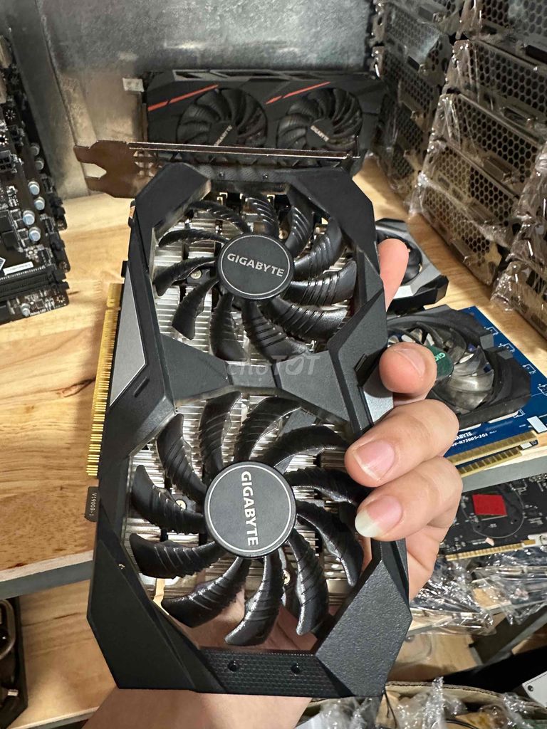 GTX 1650 4g gigabyte