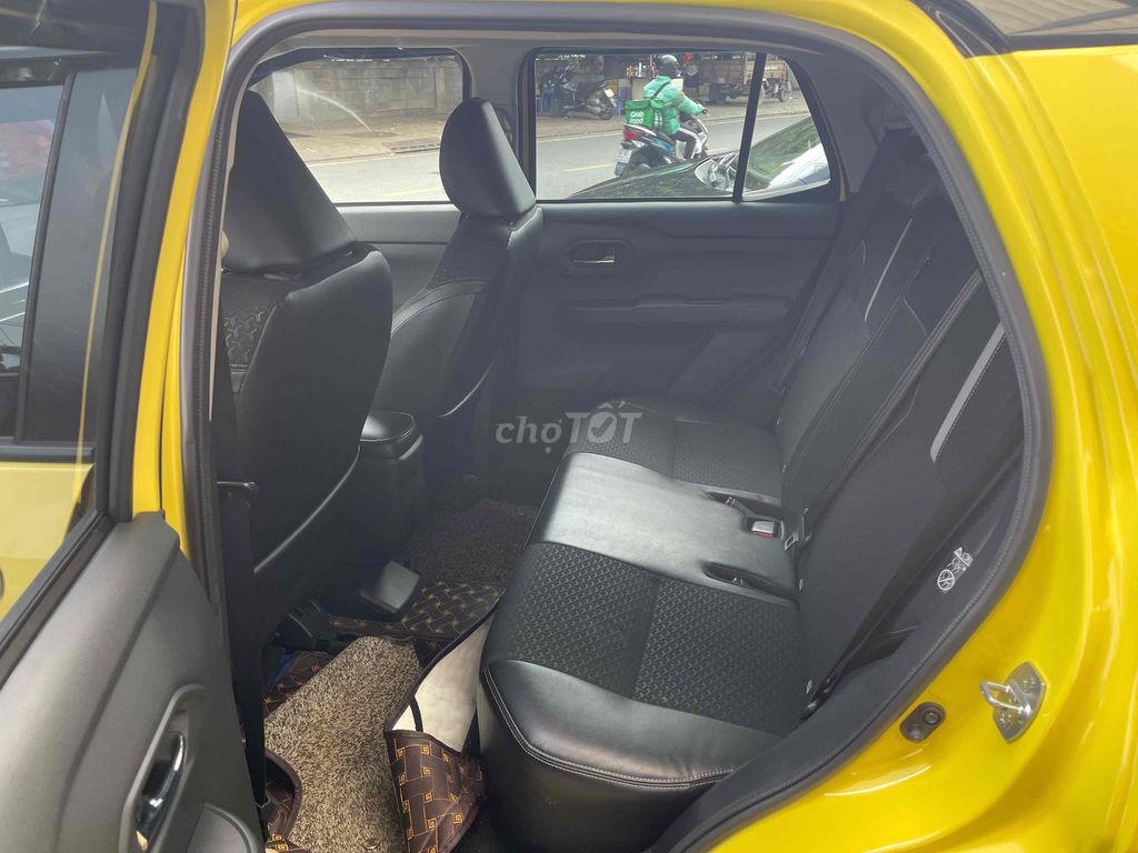 Toyota Raize 1.0Turbo 2023. Mua bán Ô tô tại Quận Tân Phú Tp Hồ Chí Minh được đăng bởi Lê Tấn Dũ hình 7