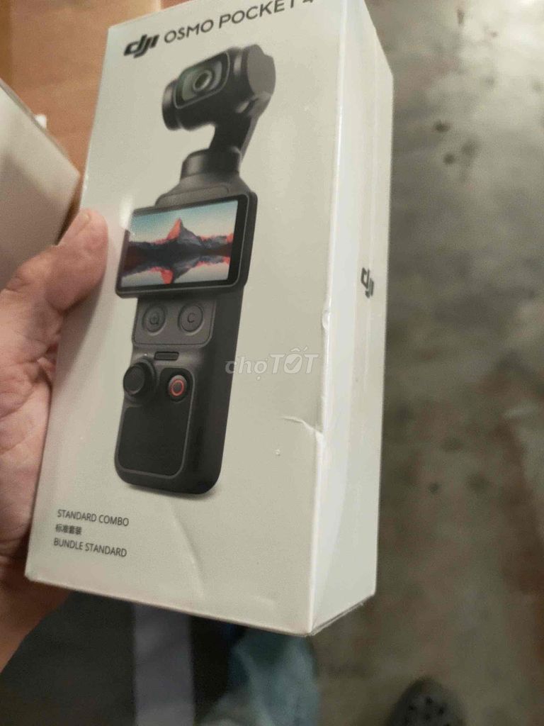 Camera hành trình DJI Osmo Pocket 4 Đen. Mua bán Máy ảnh, Máy quay tại Quận 7 Tp Hồ Chí Minh được đăng bởi Double Pii hình 1