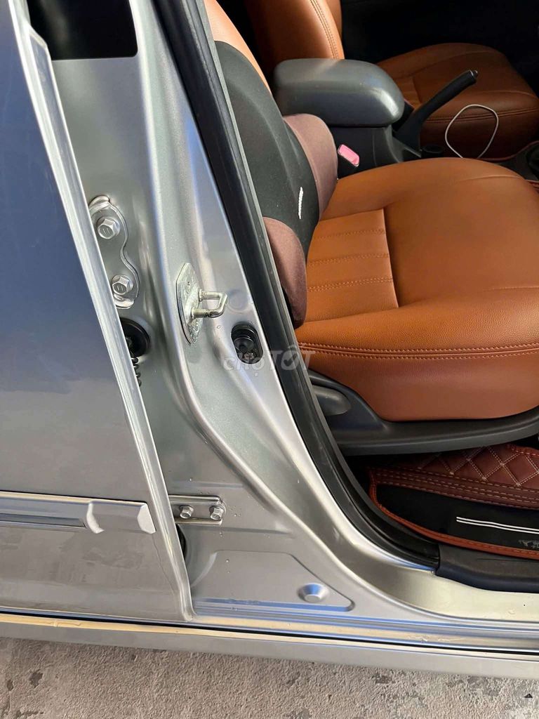 xe gia đình cần bán. Mua bán Ô tô tại Thành phố Quảng Ngãi Quảng Ngãi được đăng bởi sơn hình 11