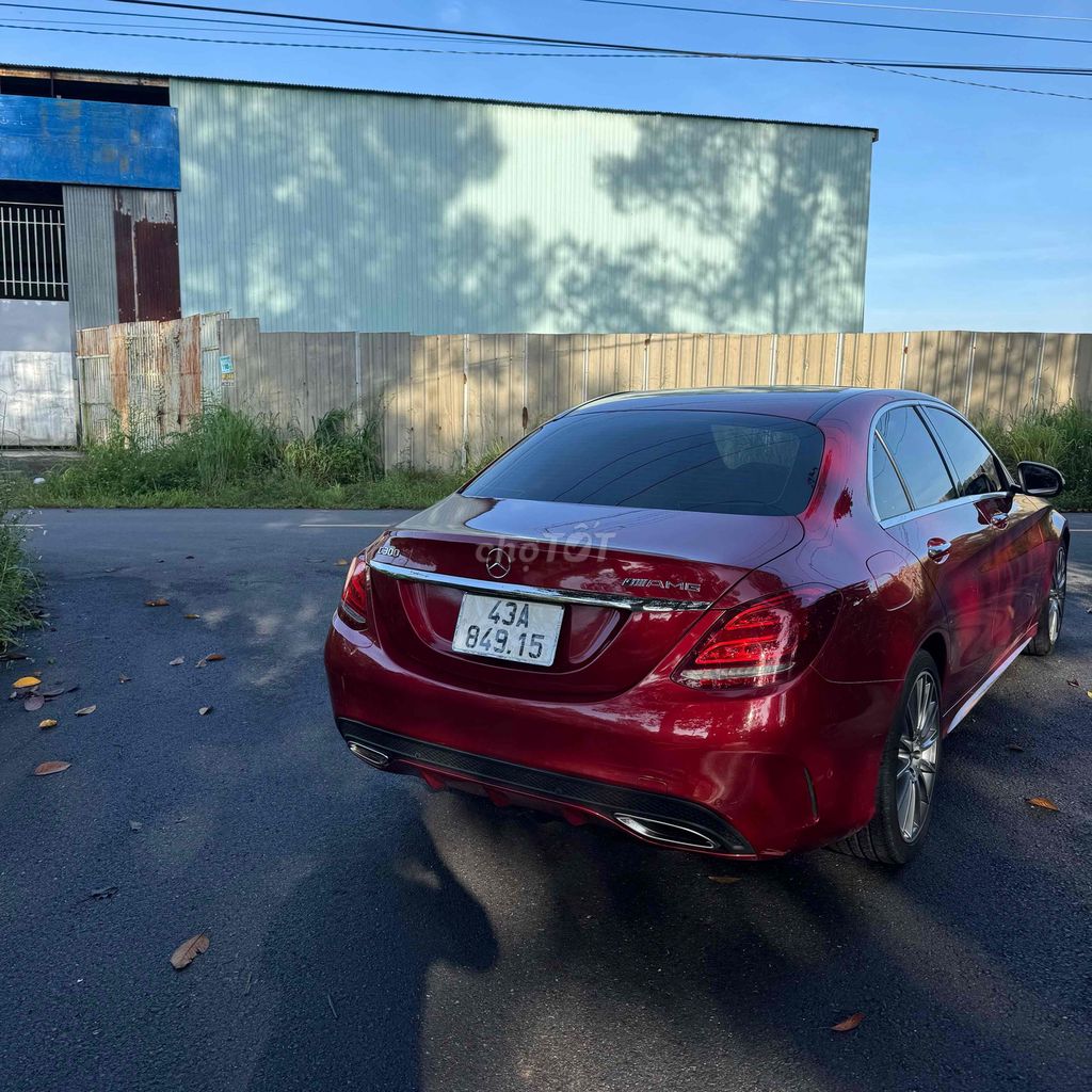 Mer c300 amg 2018 có hổ trợ góp 40% giá trị xe. Mua bán Ô tô tại Quận Bình Thạnh Tp Hồ Chí Minh được đăng bởi huy hình 5