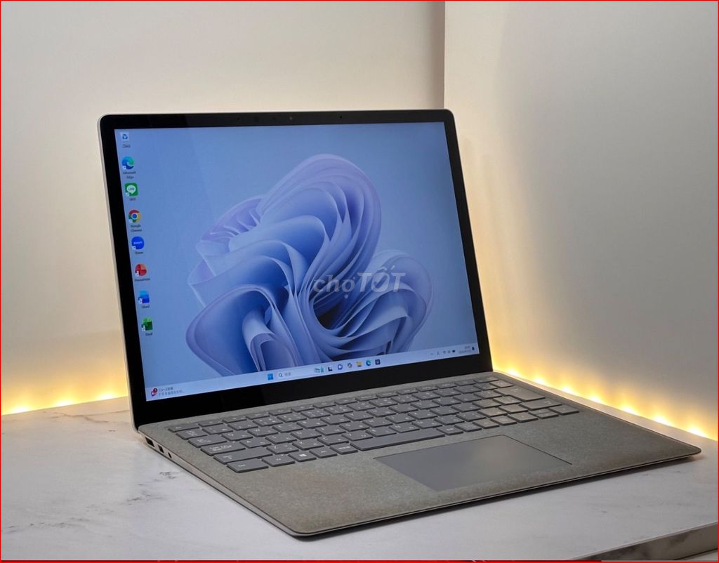 Surface laptop 2 Core™ i5 8250U / 8GB / 256GB. Mua bán Laptop tại Quận 5 Tp Hồ Chí Minh được đăng bởi  TUYET NGUYEN hình 1