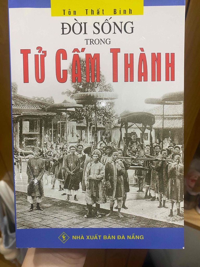 Sách Đời Sống Trong Tử Cấm Thành. Mua bán Sách tại Quận Bắc Từ Liêm Hà Nội được đăng bởi Mai Linh hình 1