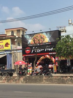 Nhà Hàng Pizza Tuyển Bv Giữ Xe Ca 13H, Lương 7TR