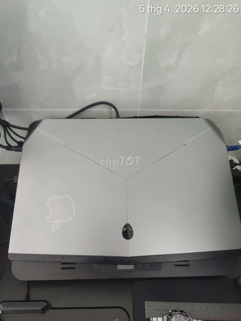 Dell Alienware 15 tặng thêm đồ. Mua bán Laptop tại Quận Bình Tân Tp Hồ Chí Minh được đăng bởi Huy Lê hình 1