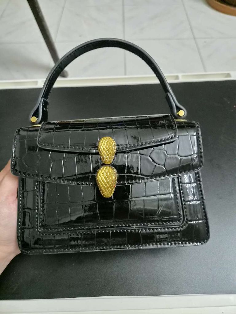Túi xách nữ Da Đen Vân cá sấu. Mua bán Túi xách tại Quận Bình Tân Tp Hồ Chí Minh được đăng bởi Mai Huỳnh Thanh Tâm hình 1