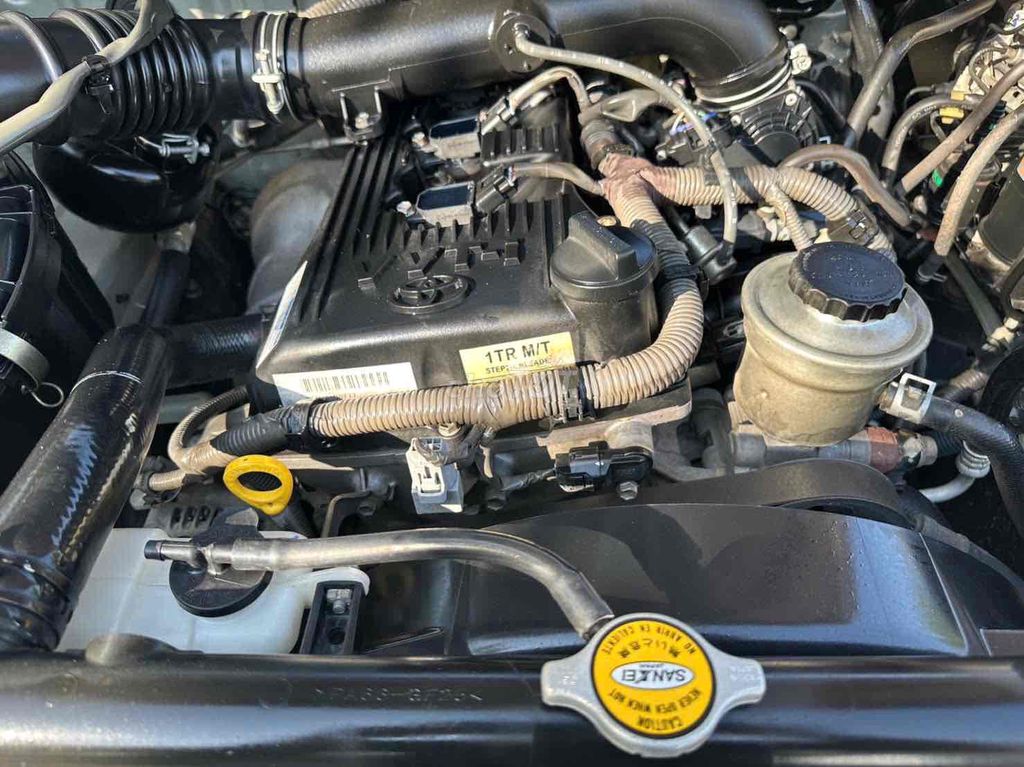 Toyota Innova 2011 Vàng cát 106.236 km. Mua bán Ô tô tại Huyện Củ Chi Tp Hồ Chí Minh được đăng bởi Nguyễn Văn Đạt hình 13