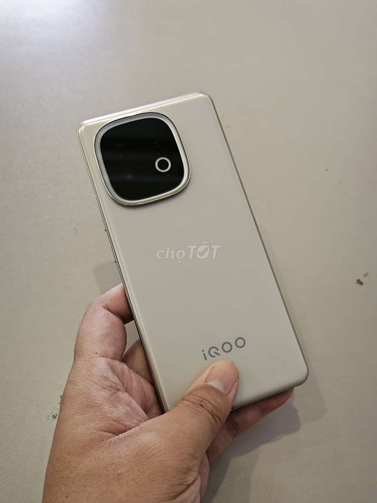 IQOO Z10 Turbo Pro 12GB/256GB Vàng. Mua bán Điện thoại tại Quận Hoàng Mai Hà Nội được đăng bởi Nguyễn Ngọc Huy hình 1