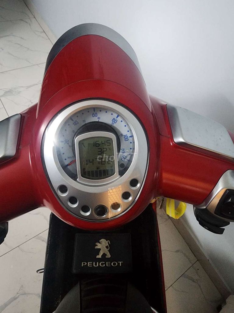 Xe DJANGO - Peugeot. Mua bán Xe máy tại Quận 12 Tp Hồ Chí Minh được đăng bởi nhung hình 3