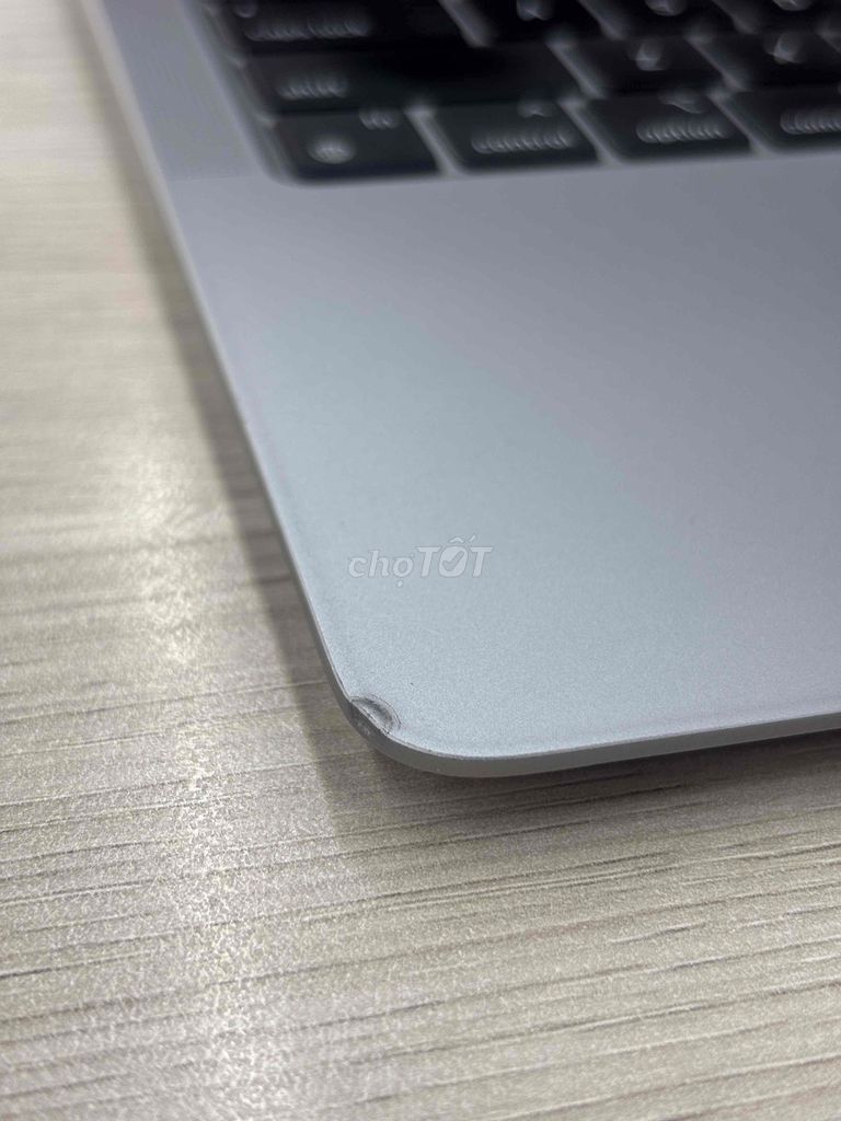 Macbook Air M1 8/256 Đã sử dụng có fix giá iu iu❤️. Mua bán Laptop tại Quận Ninh Kiều Cần Thơ được đăng bởi Khoa Bùi hình 1