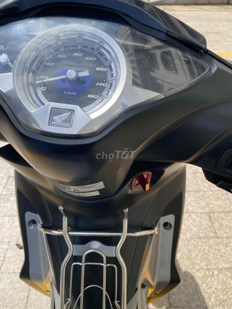 HONDA FUTURE 125/2019 LED. Mua bán Xe máy tại Quận 6 Tp Hồ Chí Minh được đăng bởi A Minh hình 4