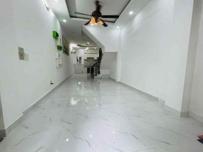 Аренда · 4 комн. · 45 м² · Huyện Nhà Bè, ул. Đường Huỳnh Thị Đồng